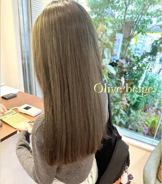 ロング PRIMA aimer所属・前田 花綸のヘアスタイル