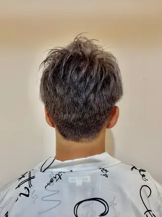 ショート カラー メンズ 河野 行史のヘアスタイル