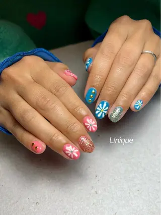 ネイル Unique 【ユニーク】のネイルデザイン