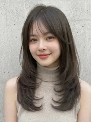 カラー 新田 しずくのヘアスタイル
