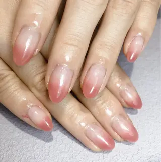 ミディアム ネイルサロン パールのネイルデザイン