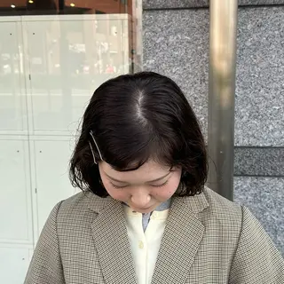 ショート カラー なぎは/暗髪・ ナチュラルカラーのヘアスタイル