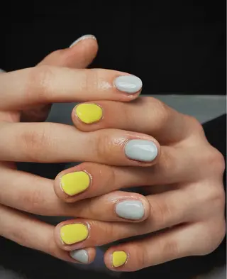 ネイル 鈴木 誉のネイルデザイン