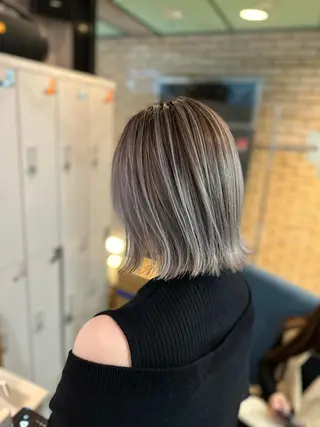 ミディアム カラー 難波ブリーチカラー 伊藤洋輝のヘアスタイル