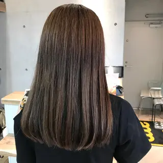 ロング カラー しのはら まどかのヘアスタイル