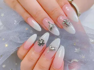 ネイル ネイルサロンエクラ 🫧Shizukaのネイルデザイン