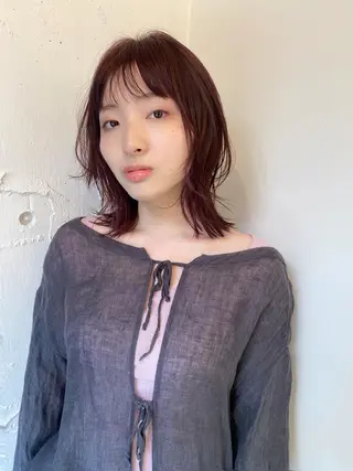 ミディアム カラー Teal所属・大石 沙季のヘアスタイル