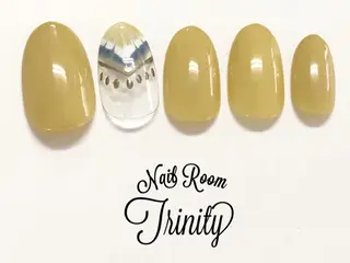 ネイル Trinity staffのネイルデザイン