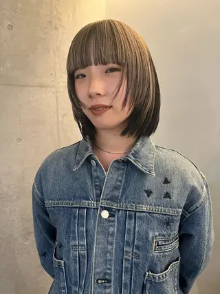 ショート レイヤーカット\ウル フ　chinatsuのヘアスタイル