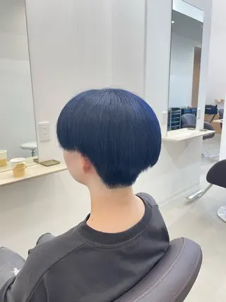 カラー 栗原 響のヘアスタイル