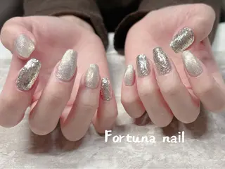 ネイル Nail •Head スパFortunaのネイルデザイン