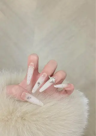 ネイル EE.Nail所属・FuFu.Nail 2️⃣番のネイルデザイン