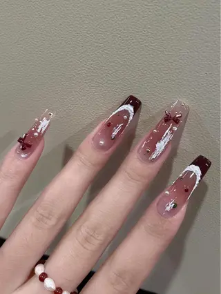 ネイル 🌈 Laule'aのネイルデザイン