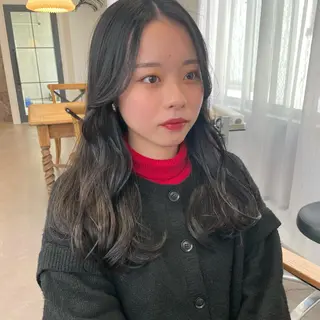 ロング salowin SHIBUYA me+店所属・kasumi/渋谷/ パーマのヘアスタイル