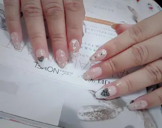 ネイル E·U·B ネイル所属・横浜市中区曙町 E·U·Bネイルのネイルデザイン