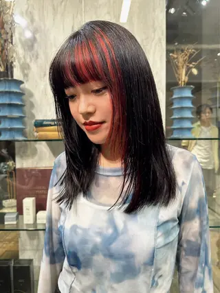 ロング カラー フクシマ ココのヘアスタイル