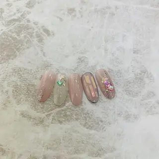ネイル Feliz所属・Feliz 楽しいネイルサロンのネイルデザイン