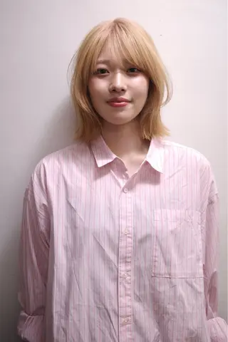 ミディアム MIURA HANAKIのヘアスタイル