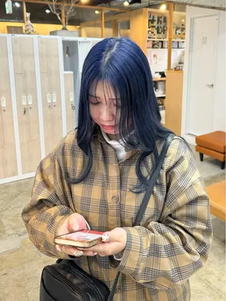 ロング 茜璃/ブリーチカラー /レイヤーカットのヘアスタイル