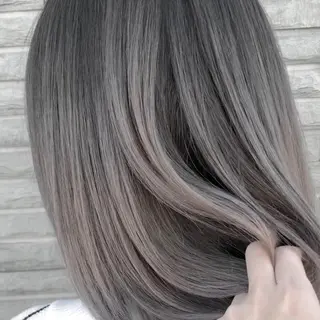 ミディアム カラー アンドウ ユウ/ レイヤーカット/韓国のヘアスタイル