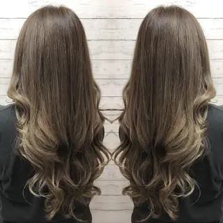 ロング カラー 韓国ヘア🤍髪質改善 🇰🇷AKANEのヘアスタイル