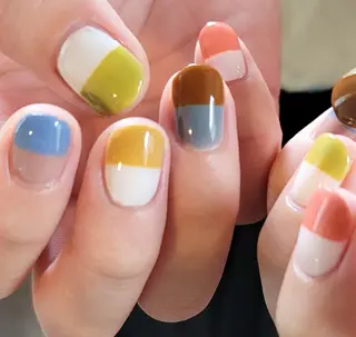 ネイル 🌲🌳🚪iiit o🌲🌳🌲のネイルデザイン