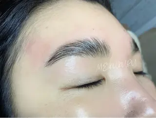 アイブロウ Mekukuru ミィククルの眉毛・アイブロウイメージ