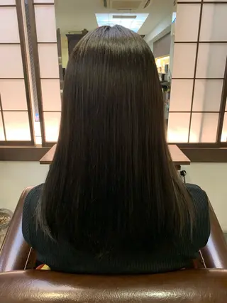 ミディアム ハイトーン /愛子のヘアスタイル