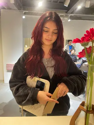 ロング ルレイル所属・shiba nanaのヘアスタイル