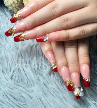 ネイル シェヌネイル JURAのネイルデザイン