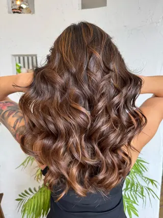 カラー 🌸小掛🌸 豊橋外国人風カラーのヘアスタイル