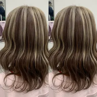 セミロング ブリーチ無しカラー✨ 美鈴のヘアスタイル