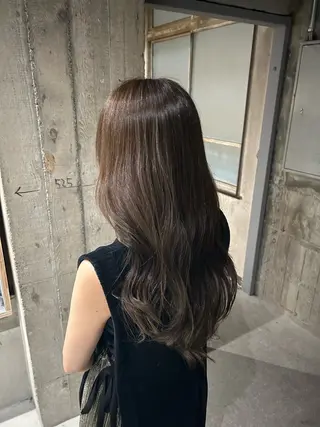 カラー 谷口 萌瑛のヘアスタイル