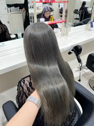 セミロング カラー 💟RINNA 艶カラー💟のヘアスタイル