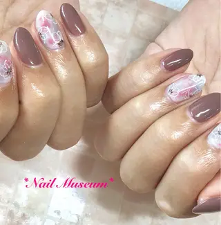 ネイル マグネットネイル💛 Hayakawaのネイルデザイン