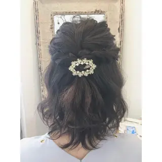 ミディアム ヘアアレンジ fio マナミのヘアスタイル