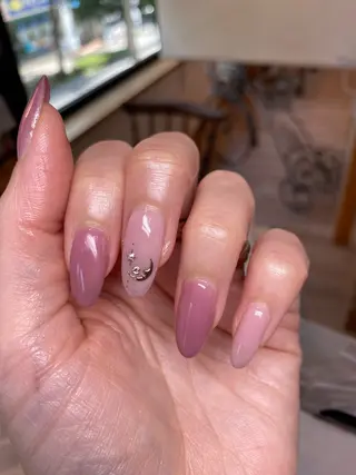 ネイル 佐藤  悠子のネイルデザイン