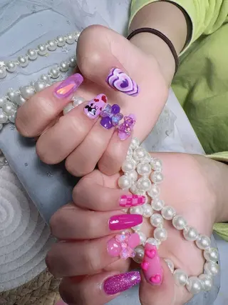 ネイル ENsalon AKIRAのネイルデザイン