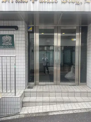 ラフィールリラクゼーションサロン新宿店所属・山本 正儀のエステ・リラクイメージ