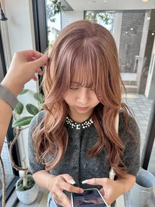 カラー KON所属・KON /nozomiのヘアスタイル