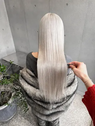 ロング 表参道ハイトーン 韓国ヘア長田雄希のヘアスタイル