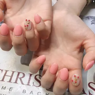 ネイル Guarendo錦糸町店所属・ガレンドウ 白澤 愛子のネイルデザイン