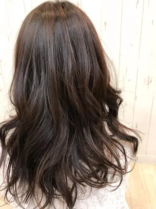 ロング KAIzen. tomoのヘアスタイル