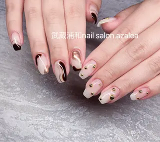 ネイル R inのネイルデザイン