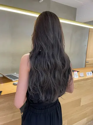 ロング LOREN/ miuのヘアスタイル