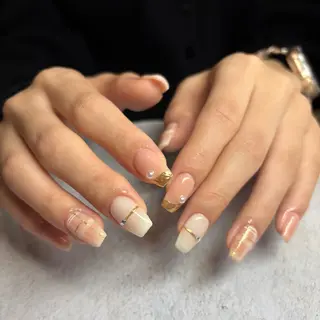 ネイル Lusso🫧 Ayaneのネイルデザイン