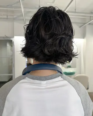 ショート カラー パーマ ボブ/レイヤー/ケア パーマ/リュウタのヘアスタイル