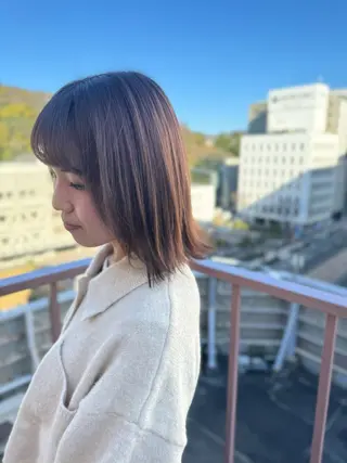 ミディアム カラー Viage （ビアージュ）のヘアスタイル