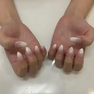 ネイル Raviy福岡店所属・manoka .のネイルデザイン