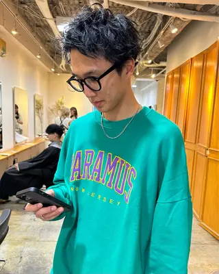 ショート カラー メンズ グランジヘア 無造作ヘアHYUGAのヘアスタイル